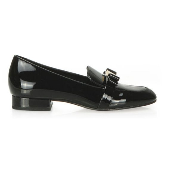 Michael Kors Caroline Loafer - Picture 2 of 6